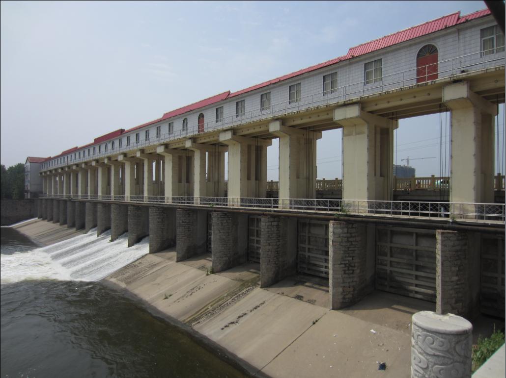 沈丘枢纽浅孔闸.jpg